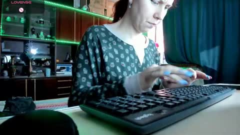 Ella online show from 02/15/25, 11:50