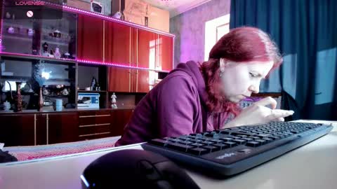 Ella online show from 03/12/25, 12:26