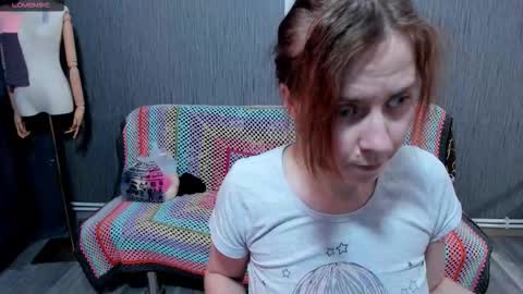 Ella online show from 09/22/25, 09:44