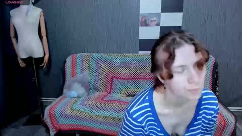 Ella online show from 10/06/25, 07:17