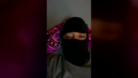 pablo559836 online show from 12/23/25, 03:48