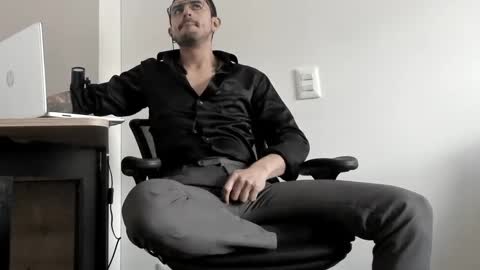 pablo rincon95 online show from 01/06/25, 07:13