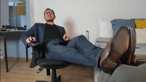 Snapshot of pablo_rincon95 chatting on 03/21/26, 03:37 pablo rincon95 online show from 03/21/26, 03:37