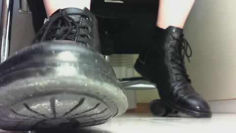 Pablo Meness online show from 02/11/25, 06:01