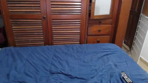 Snapshot of pablomingo chatting on 09/21/25, 06:59 pablomingo online show from 09/21/25, 06:59