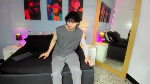 Snapshot of pacosanclemente chatting on 10/24/25, 12:45 P A C O online show from 10/24/25, 12:45