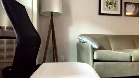 Snapshot of padded_ginger_beard chatting on 09/14/25, 11:53 Jimmy online show from 09/14/25, 11:53