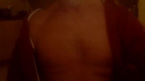 Snapshot of paffy69 chatting on 12/18/25, 12:38 paffy69 online show from 12/18/25, 12:38