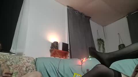 Snapshot of pahornycouple8392 chatting on 11/24/25, 07:08 pahornycouple8392 online show from 11/24/25, 07:08