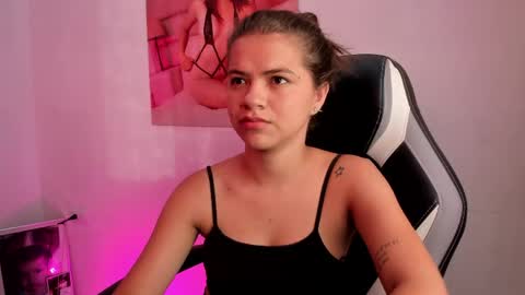 Snapshot of paigejayden chatting on 04/20/26, 10:22 Paige online show from 04/20/26, 10:22