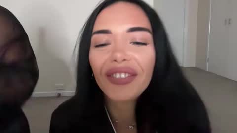 Snapshot of paigemckinnon chatting on 03/12/26, 07:47 paigey xxx link in bio online show from 03/12/26, 07:47