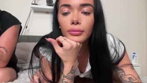 Snapshot of paigemckinnon chatting on 04/01/26, 08:15 paigey xxx link in bio online show from 04/01/26, 08:15