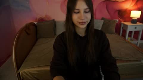 Paige online show from 11/04/25, 06:34