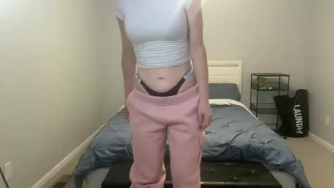 Snapshot of paigeraeanna chatting on 07/12/26, 02:13 paigeraeanna online show from 07/12/26, 02:13