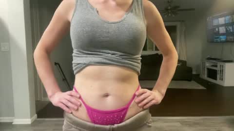 Snapshot of paigeraeanna chatting on 07/13/26, 03:20 paigeraeanna online show from 07/13/26, 03:20