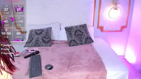 Snapshot of paiigepeach chatting on 10/28/25, 09:50 PaIIgePeach online show from 10/28/25, 09:50