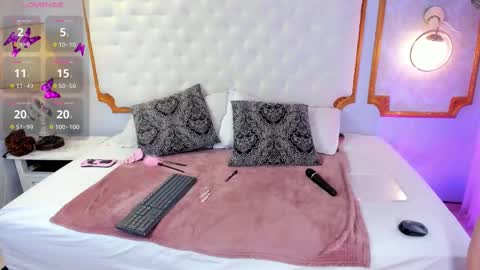 Snapshot of paiigepeach chatting on 10/29/25, 08:10 PaIIgePeach online show from 10/29/25, 08:10