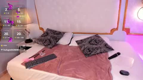 Snapshot of paiigepeach chatting on 11/24/25, 08:30 PaIIgePeach online show from 11/24/25, 08:30