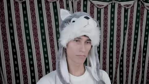 Snapshot of paimon_goetia chatting on 04/16/26, 11:51 Alexander Grigori online show from 04/16/26, 11:51