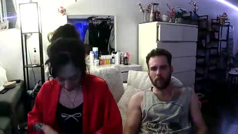 Snapshot of painful_together chatting on 10/31/25, 08:37 PerfectlyPainful online show from 10/31/25, 08:37