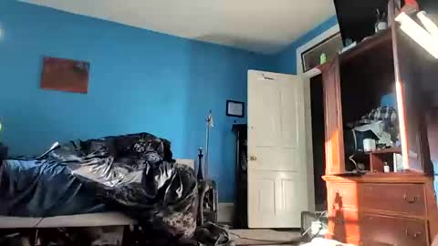 Snapshot of paint_naked chatting on 02/22/25, 01:57 Eros online show from 02/22/25, 01:57