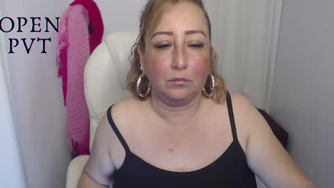 paiperhalliwey online show from 02/02/25, 03:17