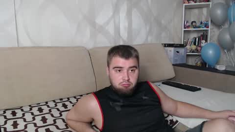 Snapshot of pair_of_gods chatting on 10/30/25, 02:51 Lizzi  Igor online show from 10/30/25, 02:51