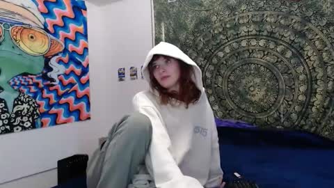 Snapshot of pairexe chatting on 05/07/26, 06:46 Natalia Phantom online show from 05/07/26, 06:46