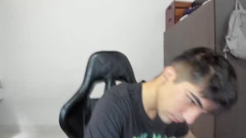 Snapshot of pakun_ chatting on 12/06/24, 03:33 pakun_ online show from 12/06/24, 03:33