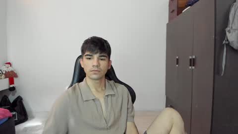 Snapshot of pakun_ chatting on 12/10/24, 03:01 pakun_ online show from 12/10/24, 03:01