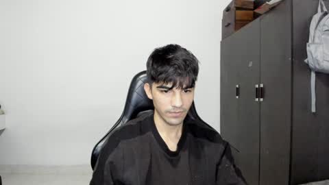 Snapshot of pakun_ chatting on 01/04/25, 12:37 pakun_ online show from 01/04/25, 12:37