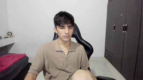 Snapshot of pakun_ chatting on 01/07/25, 12:45 pakun_ online show from 01/07/25, 12:45