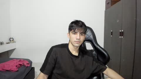 Snapshot of pakun_ chatting on 01/07/25, 11:24 pakun_ online show from 01/07/25, 11:24