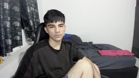 Snapshot of pakun_ chatting on 02/14/25, 01:23 pakun_ online show from 02/14/25, 01:23