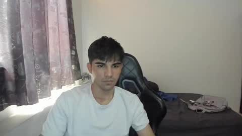 Snapshot of pakun_ chatting on 02/21/25, 04:16 pakun_ online show from 02/21/25, 04:16