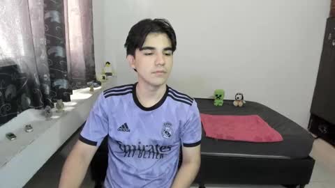 Snapshot of pakun_ chatting on 10/06/25, 02:03 pakun_ online show from 10/06/25, 02:03