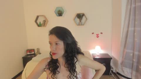 Snapshot of paloma_victory chatting on 04/26/26, 05:43 Paloma online show from 04/26/26, 05:43