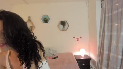 Snapshot of paloma_victory chatting on 06/08/26, 01:28 Paloma online show from 06/08/26, 01:28