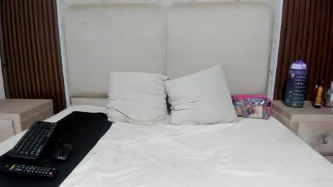 Snapshot of palomaaguilarx69 chatting on 04/03/26, 04:43 PalomaAguilarx69 online show from 04/03/26, 04:43