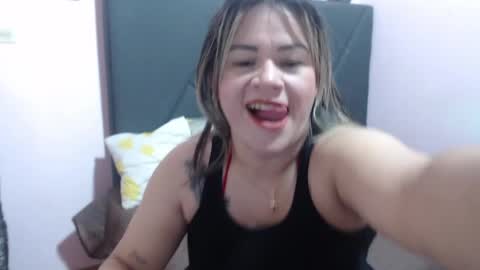 Snapshot of pamela_echeverria chatting on 10/04/25, 01:25 pamela_echeverria online show from 10/04/25, 01:25