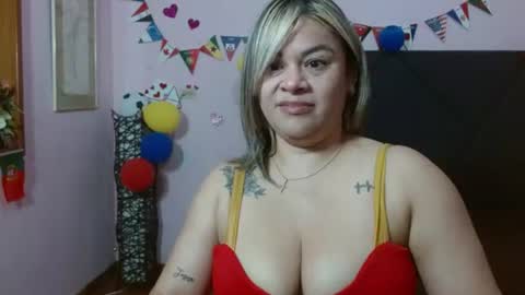 Snapshot of pamela_echeverria chatting on 06/23/26, 11:19 pamela_echeverria online show from 06/23/26, 11:19