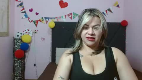 Snapshot of pamela_echeverria chatting on 06/26/26, 11:14 pamela_echeverria online show from 06/26/26, 11:14