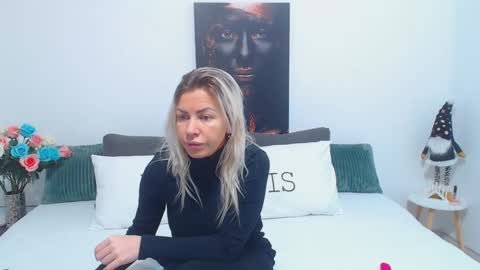 Snapshot of pamela_issy chatting on 01/31/25, 08:22 PAMEL ISSY online show from 01/31/25, 08:22