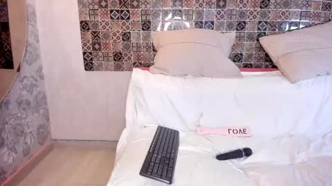 pamela_johnsonn online show from 03/06/25, 02:09