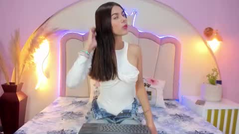 Snapshot of pamela_monroy_ chatting on 03/24/26, 11:04 Princess Pamela online show from 03/24/26, 11:04