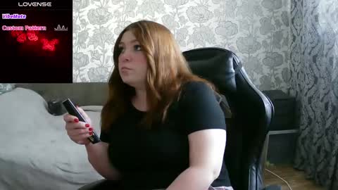 Snapshot of pamela_passion chatting on 02/13/25, 10:44 pamela_passion online show from 02/13/25, 10:44