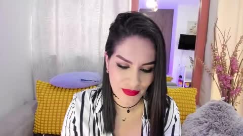 Snapshot of pamela_rosal chatting on 01/07/25, 12:52 Pamela online show from 01/07/25, 12:52