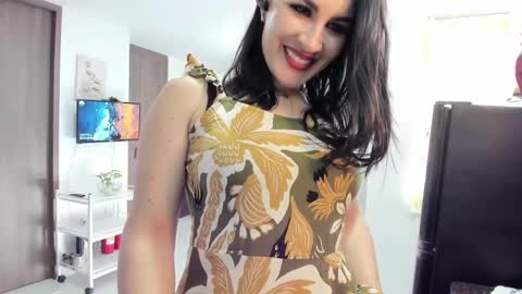 Snapshot of pamela_rosal chatting on 01/11/25, 04:25 Pamela online show from 01/11/25, 04:25