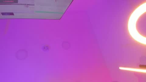 Manuela online show from 11/11/25, 11:43