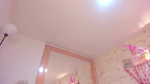 Snapshot of pamela_west chatting on 02/12/26, 02:06 Pamela West online show from 02/12/26, 02:06